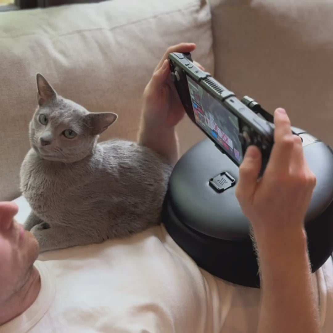 Load video: Gaming Pillow