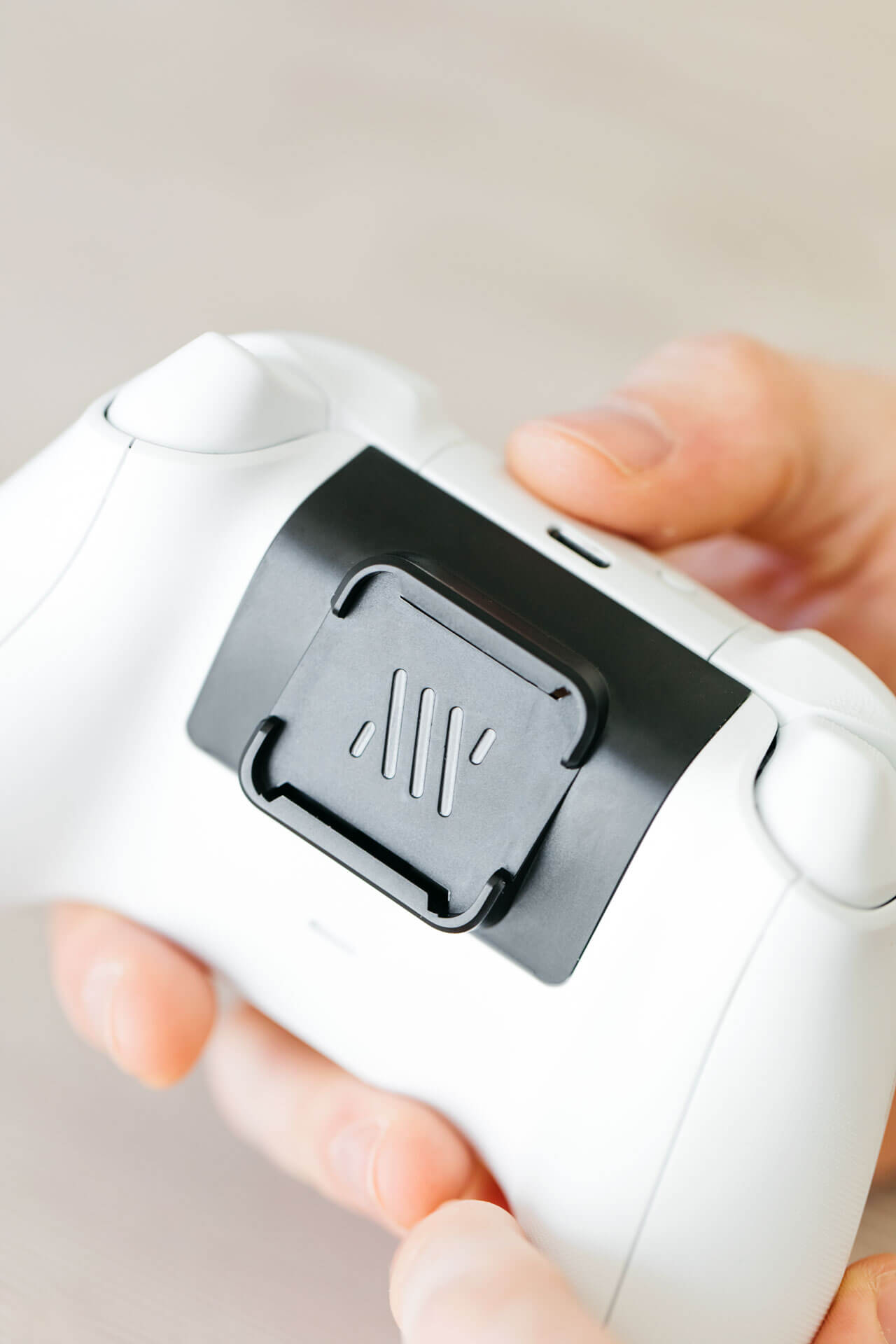 Close uo of the Mechanism battery cover Grip for Xbox