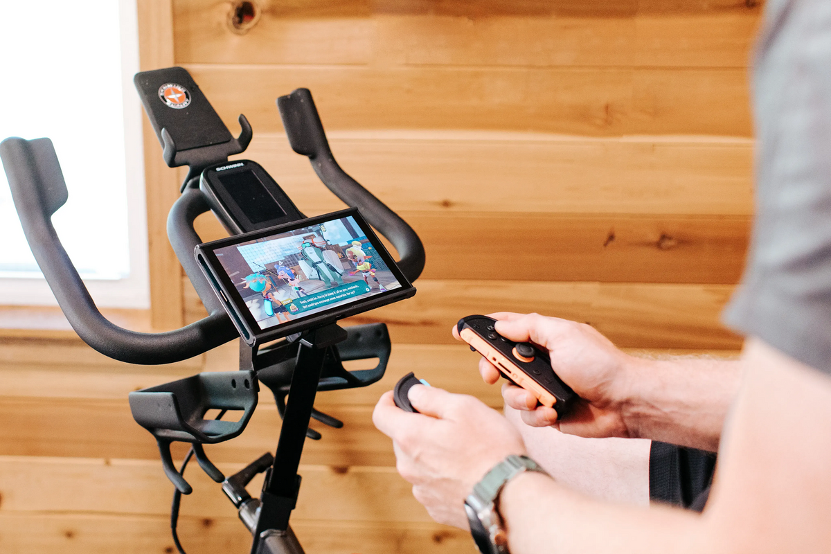 It clamps to the bike, not to your hands
