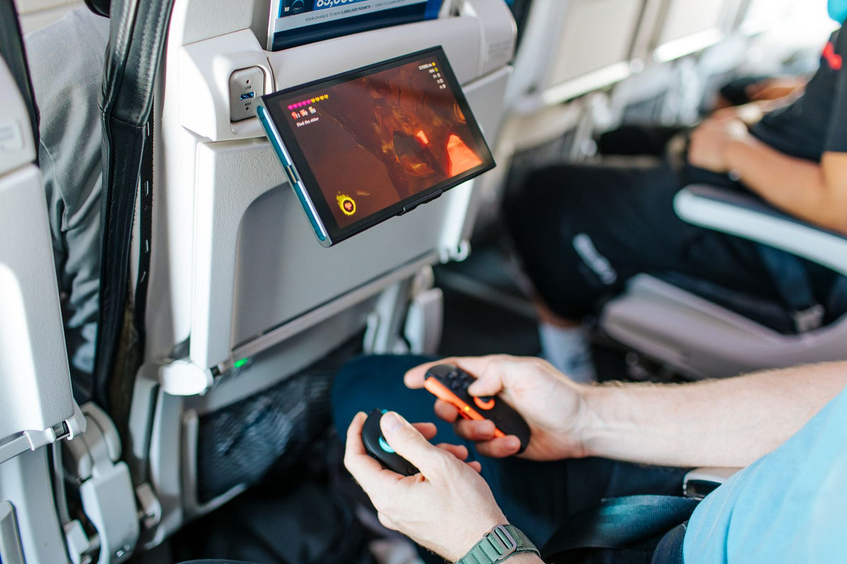 It clips to the tray table